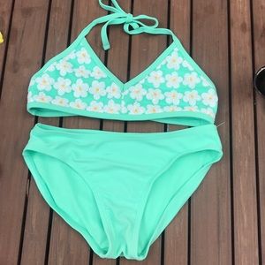 (3) Never worn target bathing suits